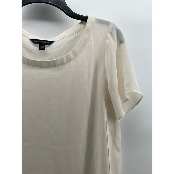 BANANA REPUBLIC Women's Petite Cream Crewneck Short Sleeve Blouse SZ XS/P - Picture 3 of 9